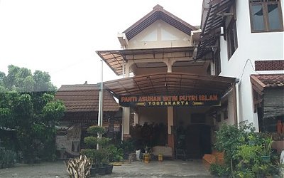 Panti Asuhan Yatim Putri Islam RM Suryowinoto Yogyakarta