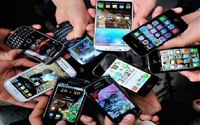 Mulai September 2018 Negara ini Melarang Siswanya Bawa HP Ke Sekolah