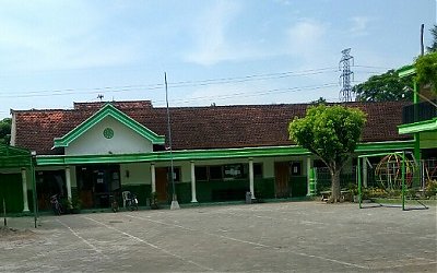 SMK Ummatan Wasathan Kediri