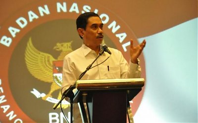 Melalui Internet Banyak Orang ‘Dicuci Otaknya’