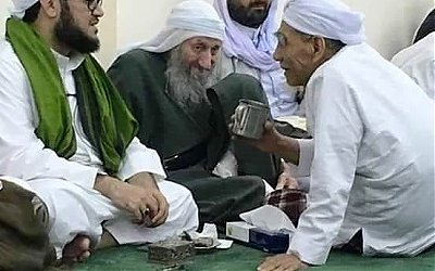 Kewalian Sayyid Ahmad Al-Maliki Terungkap Saat Minum Kopi