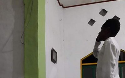 Santri Goes To Papua: Simak Semangat Belajar Ngaji Siswa Suku Kokoda yang Luar Biasa