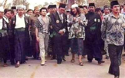 Meneladani Sikap Kesatria Gus Maksum Jauhari
