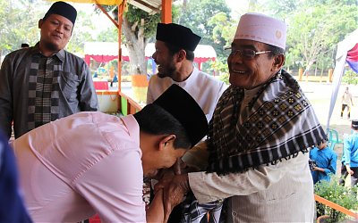 Menginstal Semangat Abu Madinah
