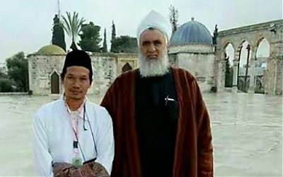 Cerita Gus Baha’ tentang Larangan Memakai Peci Putih