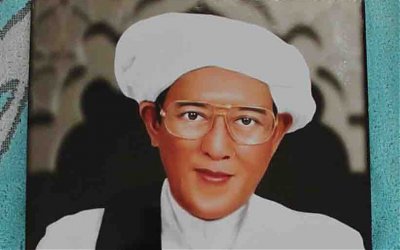 Kisah Seorang Pelukis yang Tak Bisa Melukis Wajah Abah Guru Sekumpul