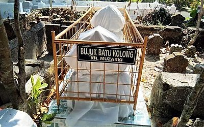 Kiai Muzakki Batokolong, Sang Petapa Berkaromah Tinggi