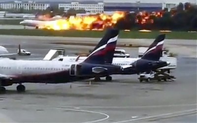Korban Tewas Capai 40 Orang dalam Insiden Kecelakaan Pesawat Aeroflot di Bandara Moscow