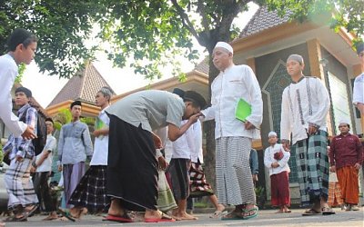 Menyadari Pentingnya Akhlak untuk Mengatasi Masalah Kekerasan