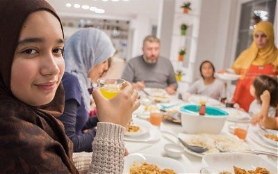Ilmuan Georgia: Berpuasa Bisa Memperpanjang Usia