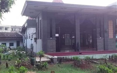Kyai Kholil bin Kyai Abdussyukur, Kyai Yang Teguh Memegang Syari'at Islam di Zaman Kolonial