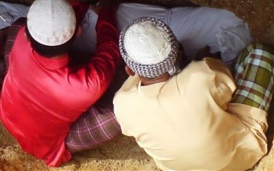 Pembacaan Talqin bagi Mayit
