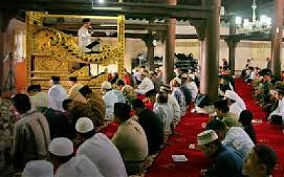 Khutbah Jumat dan Narasi Politik