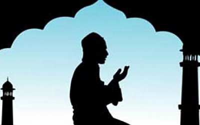 Tidak Tahu Dalil Doa Setelah Shalat lalu Bilang Tak Ada Dalilnya