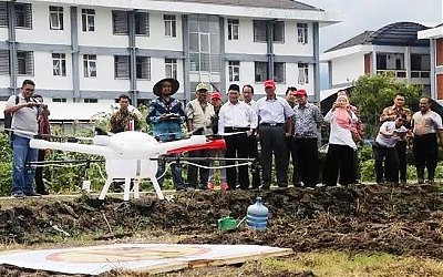 Dosen UMM Buat 3 Drone Pertanian yang Bisa Jangkau Lahan Hingga 700 Hektar