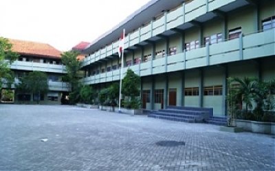 SMK Wachid Hasyim Surabaya