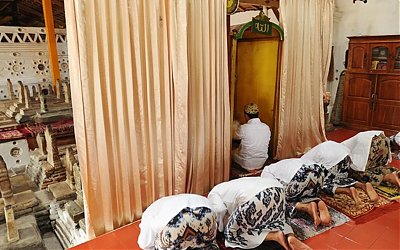 Makna 9 Gapura di Makam Sunan Gunung Jati