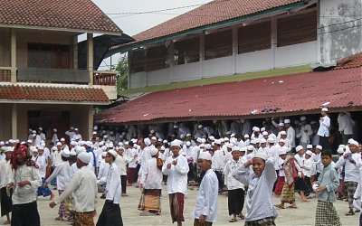 Pengembangan Ekonomi Pesantren dalam Mewujudkan Indonesia Mandiri