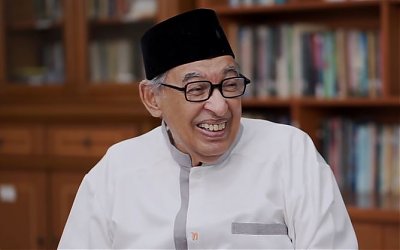 Hukum Memotong Kuku dan Rambut Saat Menstruasi Menurut Prof. Habib Quraish Shihab