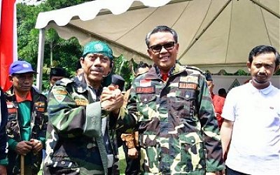 Gubernur Sulawesi Selatan Resmi Jadi Anggota Banser