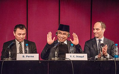 Lobby Tingkat Tinggi Gus Yahya: Muslim Indonesia Menantang Tradisi Islam yang Kejam