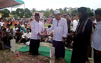 Berdakwah dari Dalam Kubur, Dakwah Unik ala Gus Faruq