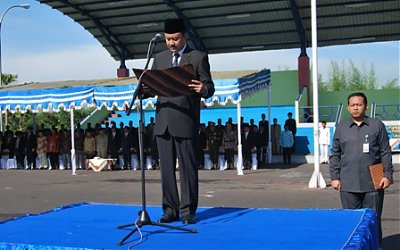 Guru dan Siswa Berprestasi di Malang Terima Penghargaan pada Peringatan HAB ke-73