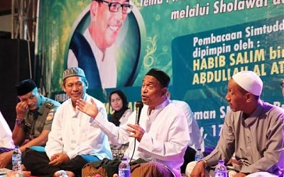 Fisik dan Pakaian Rasulullah Tidak Wajib Ditiru, Tapi Ini Kata Habib Umar Muthohar