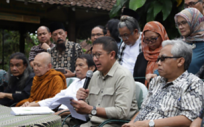 Agama dan Budaya Tidak Semestinya Dibenturkan