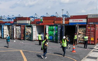 Malaysia Kembalikan 3.000 Ton Limbah Plastik ke Negara Asalnya