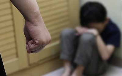 Menghukum Anak Tidak Harus Dipukul, Bisa dengan Hadiah