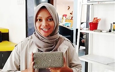 Ingin Atasi Banjir, Lulusan ITB Ini Kembangkan Paving Block Berpori