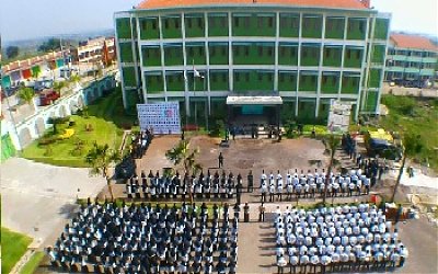 Institut KH Abdul Chalim Mojokerto