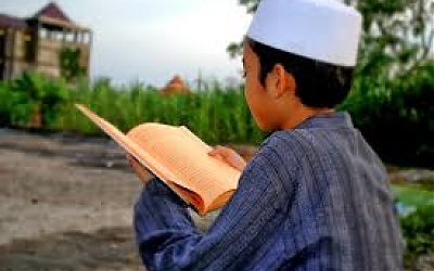 Jangan Bagai Kayu Tanpa Buah, Begini Nasehat untuk Orang Berilmu