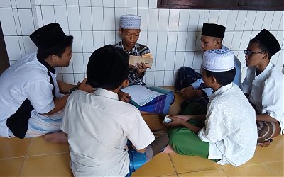 Pesantren Al-Ghozali di Jombang Wajibkan Santrinya Setor Hafalan Nadzom Kitab Imrithi