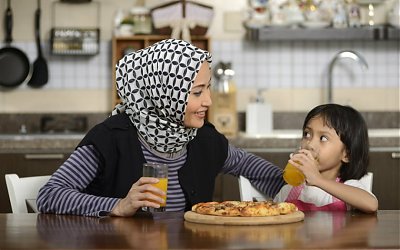 Ini Lima Cara Islami Ajarkan Interaksi Sosial kepada Anak