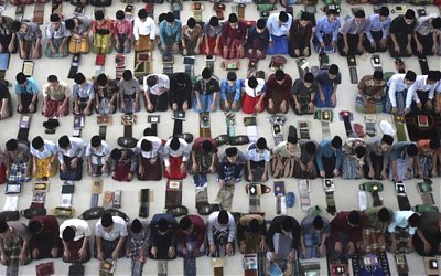 Begini Hikmahnya Jika Mengamalkan Ini Ba’da Shalat Jumat