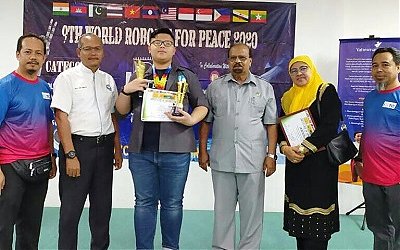 Harumkan Indonesia, Siswa SMP Asal Cianjur Ini Raih Juara 1 Lomba Robot
