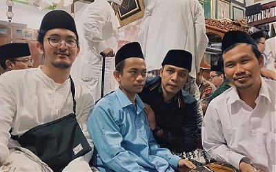 Gus Baha: Keutamaan Seorang Buruh