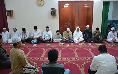 Doakan Almarhum Kiai Fuad, Nahdliyin Arab Saudi Gelar Tahlil Bersama