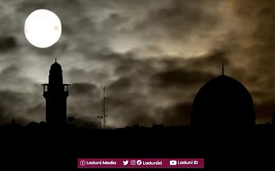 Doa saat Menyaksikan Gerhana dan Tata Cara Shalat Sunnah Gerhana (Bulan/Matahari)