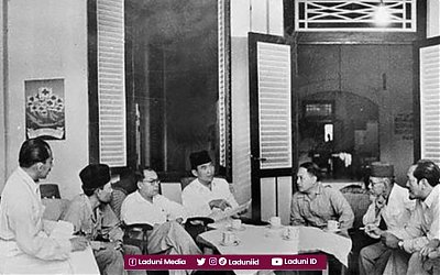 Tahun 1944 M: Upaya Diplomasi KH. Abdul Wahid Hasyim dengan Intelijen Jepang