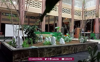 Ziarah di Makam Syekh Armia Kurdi, Muassis Pesantren At-Tauhidiyyah Cikura Tegal