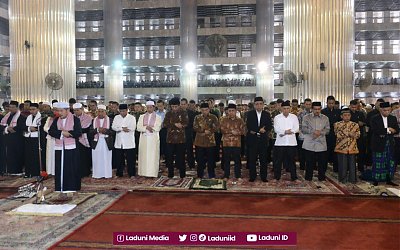 Khutbah Jumat: Pentingnya Menjaga Istiqomah Ibadah Shalat Jumat