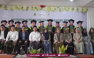 Luluskan Santri Mahasiswa, Al Hikam Depok Gelar Orasi Ilmiah Santri Berkontribusi di Kancah Internasional