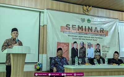 Menelusuri Jejak Sunan Giri: Seminar dan Peresmian Pusat Studi Manuskrip di UNISLA