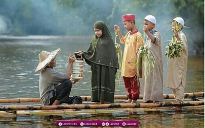 Membangun Kesholehan Ritual, Sosial, dan Moral