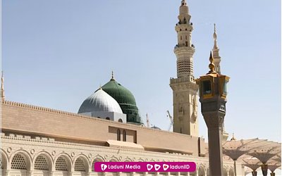 Lirik Sholawat Ya Nafsuti Bi Biliqo Latin, Arab, Terjemah