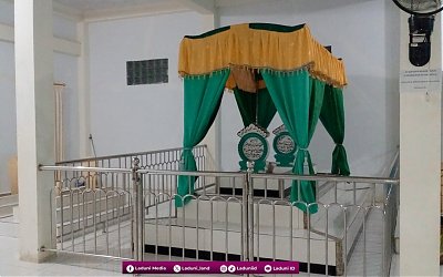 Ziarah di Makam KH. Fathul Bari Pontianak, Kalimantan Barat
