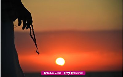 Khutbah Jumat: Muhasabah Tahun Baru Hijriyah